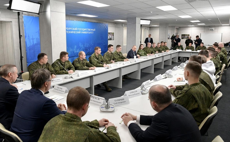 Песков заявил, что Россия находится в состоянии войны