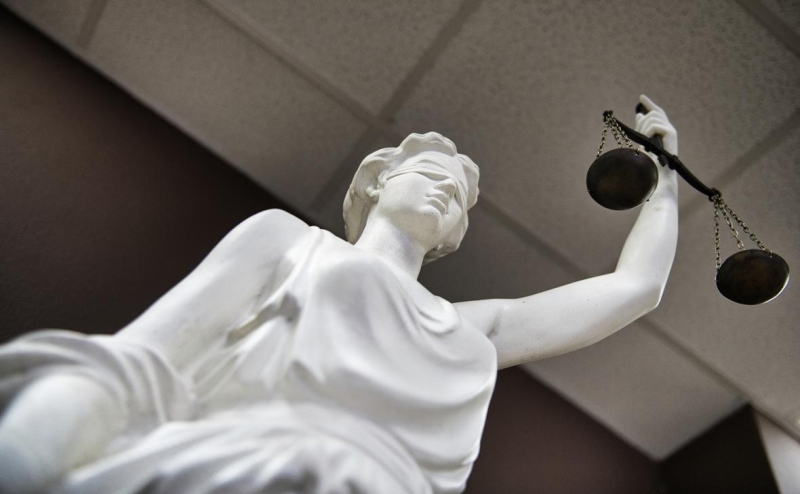 Петербургского киллера обязали вернуть гонорар за убийство