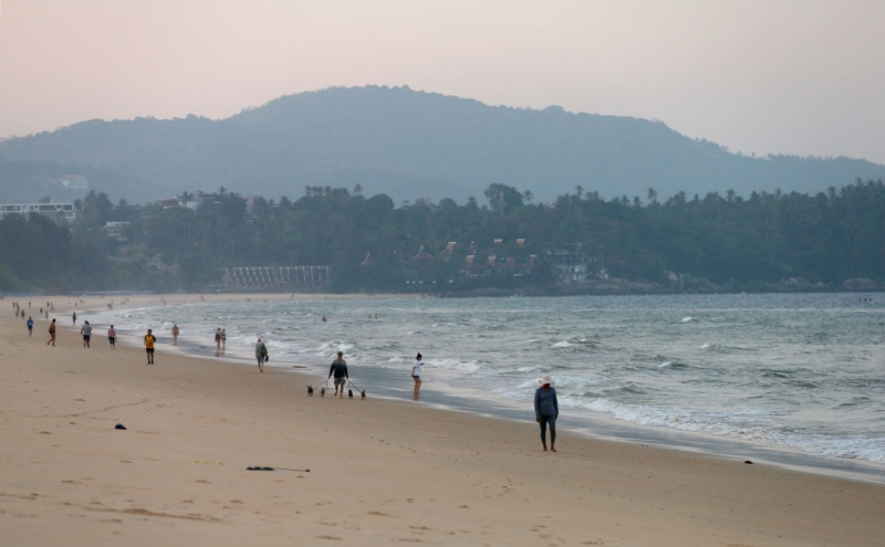 Пхукет освободит вакцинированных от COVID-19 туристов от карантина