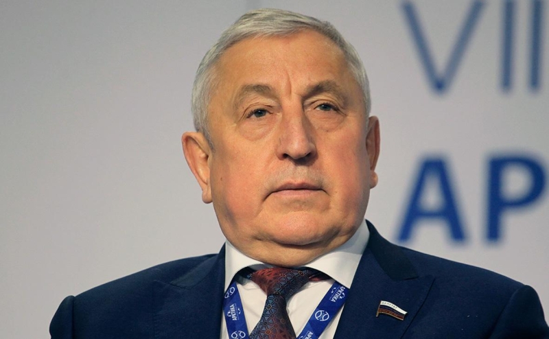 Пленум ЦК рекомендовал коммунистам выдвинуть в президенты Харитонова