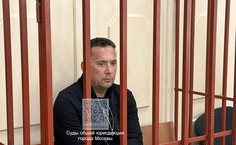 По делу экс-мэра Нового Уренгоя арестовали три дома и часы Hublot