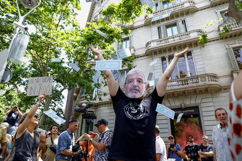 Почему в Южной Европе вспыхнули протесты против туристов