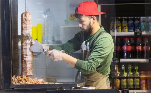 Почти половина пассажиров упавшего в Казахстане лайнера выжила