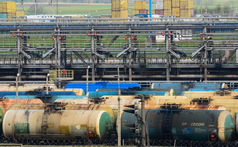 Под Краснодаром из-за атаки беспилотника загорелся Афипский НПЗ