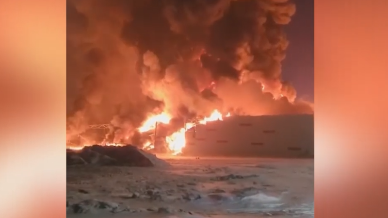 Под Петербургом загорелся склад Wildberries