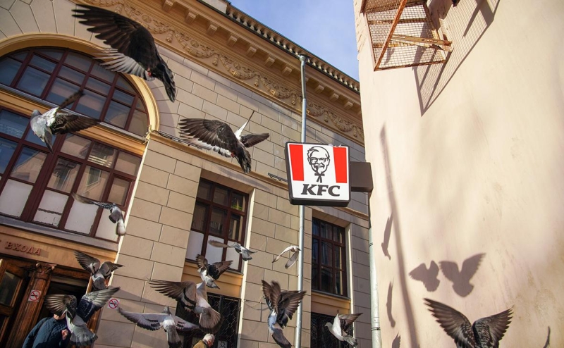 Покупатель бизнеса владельца KFC в России откроет тысячу Rostic’s