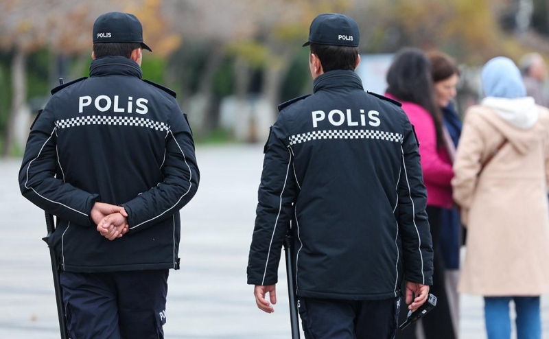 Полиция вызвала всех сотрудников Sputnik в Азербайджане в офис в Баку