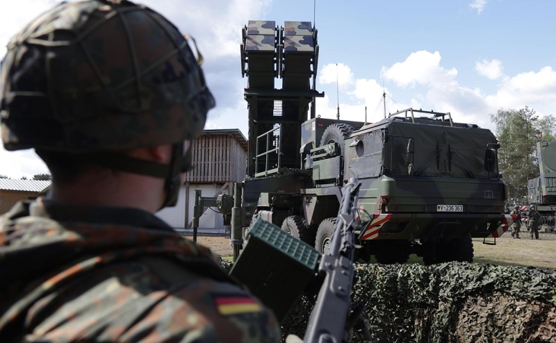 Politico объяснило, как нацистское прошлое мешает ФРГ бороться с