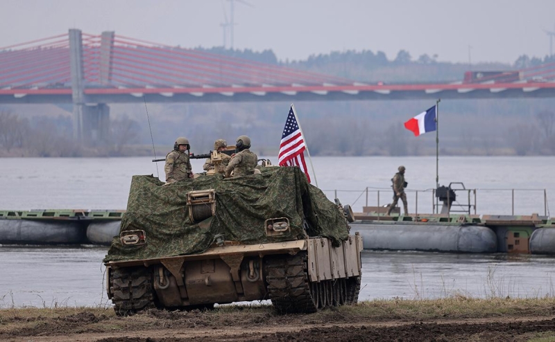 Politico сообщило о возможном выводе трети войск США из Европы