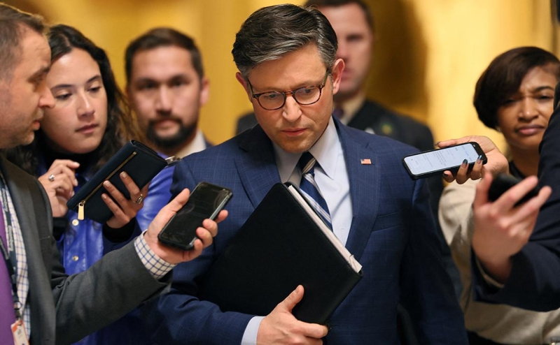 Politico узнала о плане «лестничного» финансирования правительства США