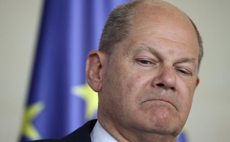 Politico узнало о смене мнения Шольца насчет ударов по России оружием