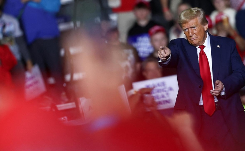 Politico узнало об опасениях в ЕС, что Трамп остановит помощь Украине