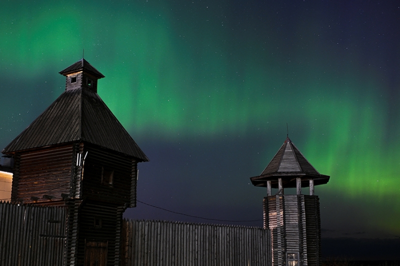 Полярное сияние над городами России. Фотогалерея