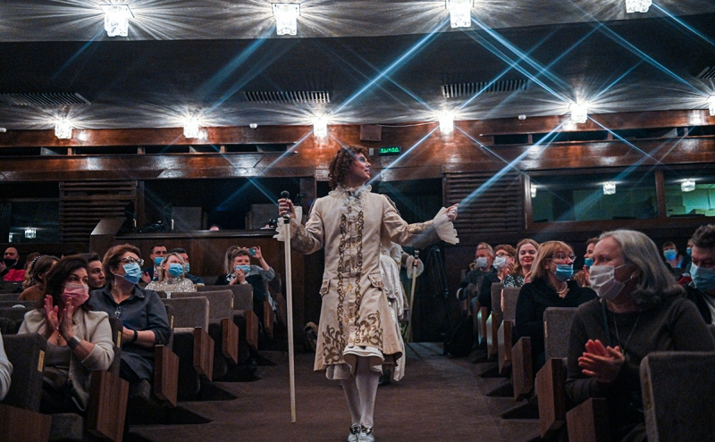 Половина продаж билетов в России пришлась на театры