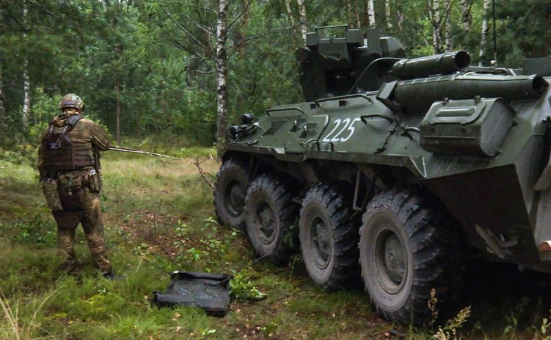 Польша нарастит контингент у границы после инцидента с вертолетами