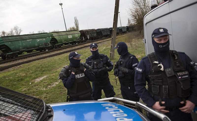 Польша согласилась разблокировать транзит для украинского зерна
