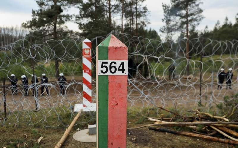 Польша ввела запрет на пребывание посторонних на границе с Белоруссией