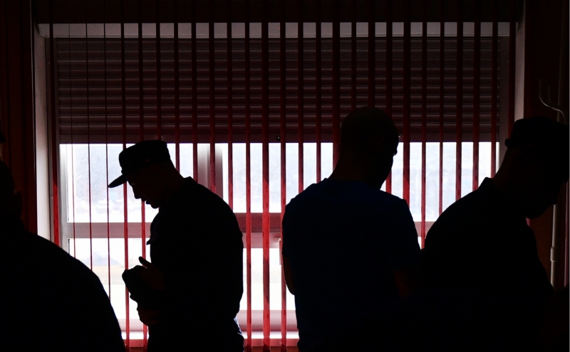 Получавшие взятки с призывников за уклонение от службы получили сроки