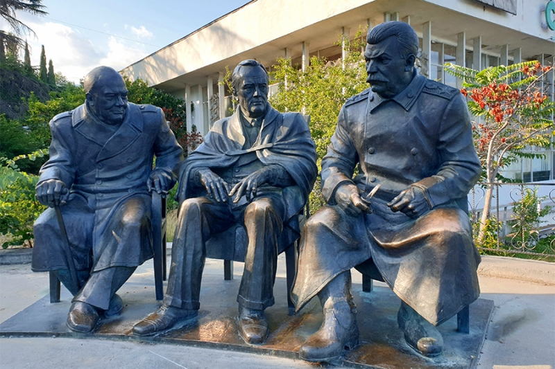 Помощник Церетели назвал причину смерти скульптора