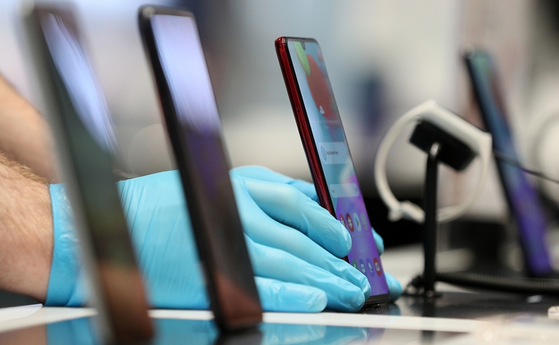 Популярные смартфоны Samsung исчезли из продажи в ряде регионов