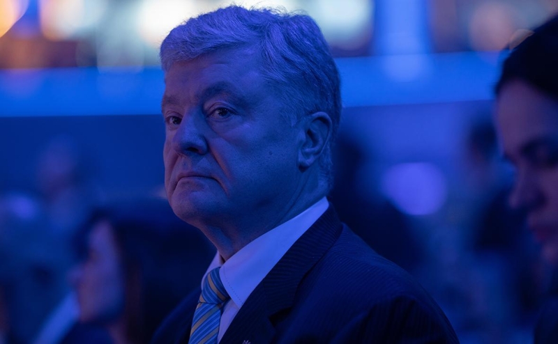 Порошенко назвал &laquo;работающих на Путина&raquo; депутатов Рады