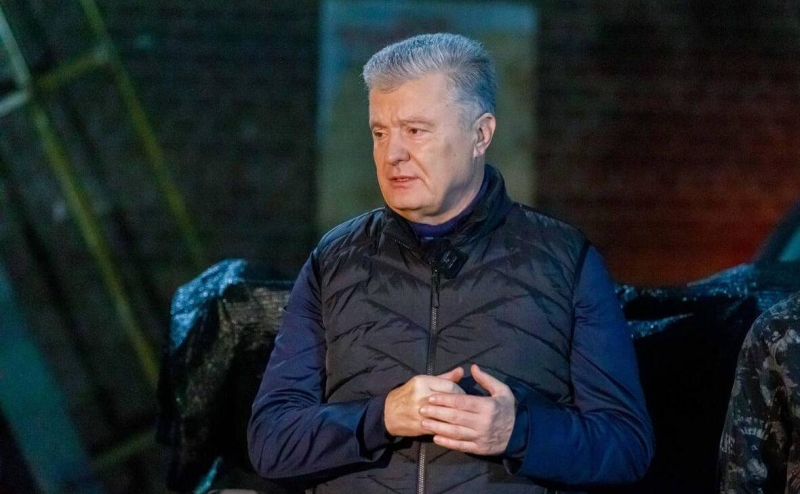 Порошенко предсказал прекращение помощи Украине из-за выплат в 1 тыс