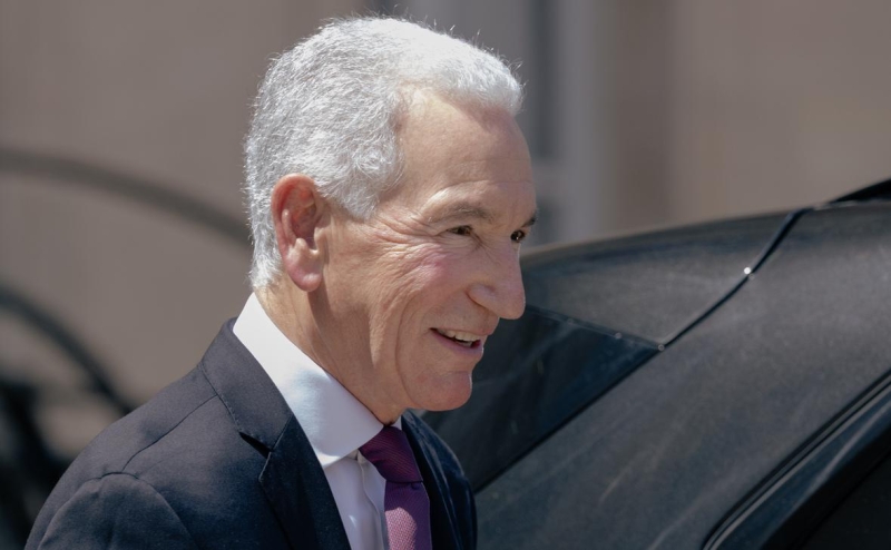 Посла США вызвали в Париж за критику борьбы Макрона с антисемитизмом