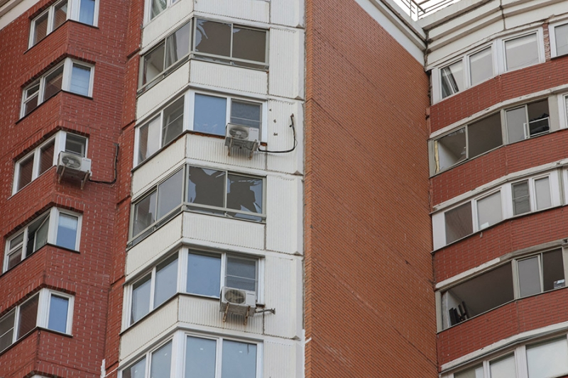 Последствия падения беспилотника в Красногорске. Фоторепортаж