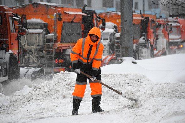 Последствия снегопада в Москве. Фоторепортаж