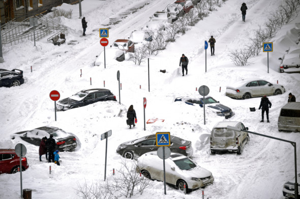 Последствия снегопада в Москве. Фоторепортаж