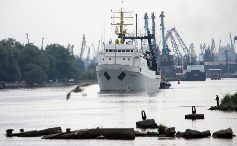 Посольство сообщило об обстреле российского научного судна у Мозамбика