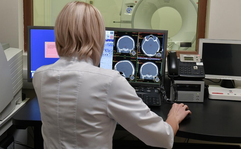 Потанин передаст до 50% акций Росбанка благотворительному фонду