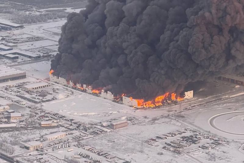 Пожар на одном из крупнейших складов Wildberries. Фоторепортаж