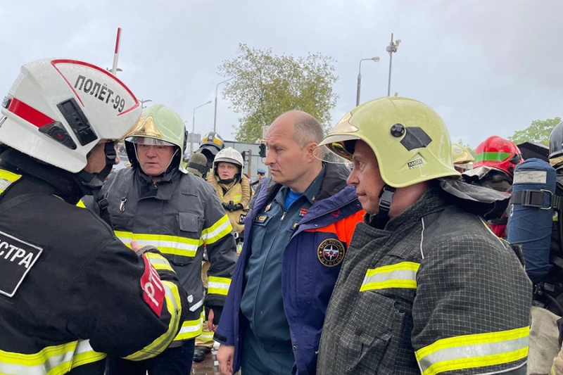 Пожар в Бизнес-центре «Гранд Сетунь Плаза» в Москве. Фоторепортаж