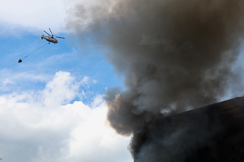 Пожар в многоэтажном здании во Фрязино. Фоторепортаж