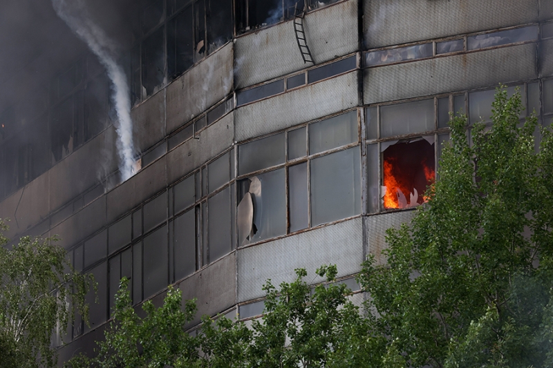 Пожар в многоэтажном здании во Фрязино. Фоторепортаж