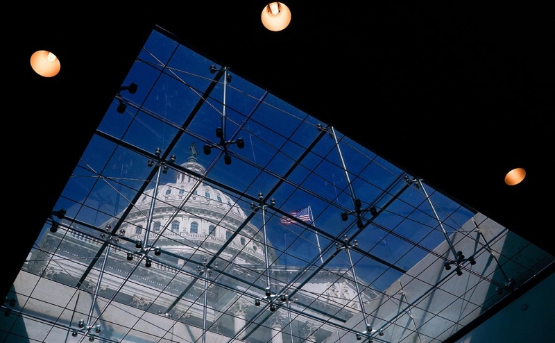 Правительство США приостановило работу