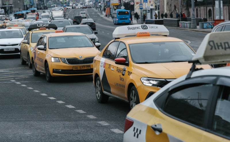 Правительство утвердило порядок передачи данных о заказах такси ФСБ