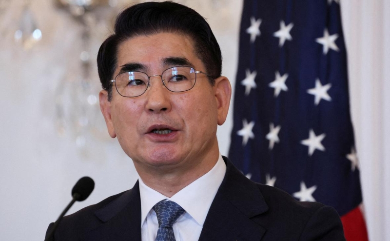 Предложивший ввести военное положение в Южной Корее министр покинул