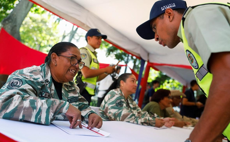 Предотвратит ли объявленная Мадуро мобилизация вторжение США в