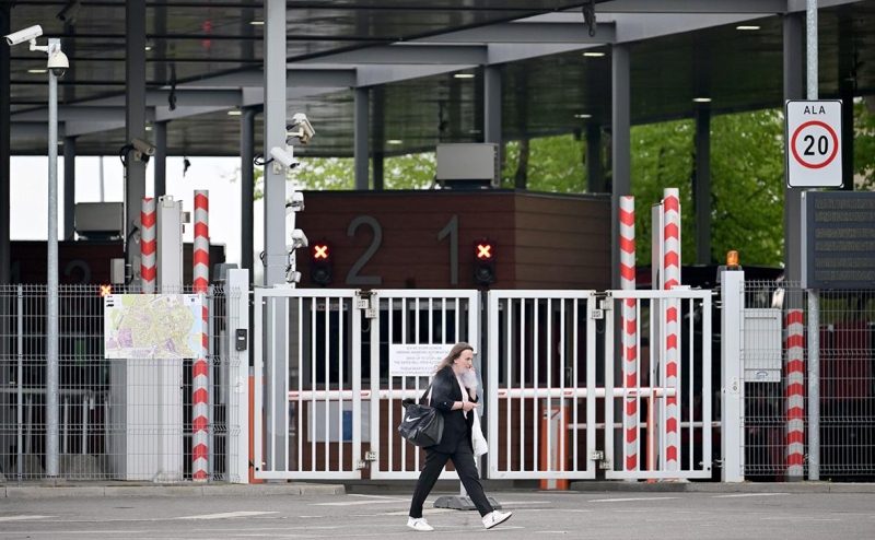 Премьер Эстонии оценила идею высылать из страны за российское