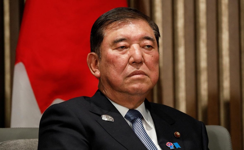 Премьер Японии решил отменить поездку на саммит НАТО