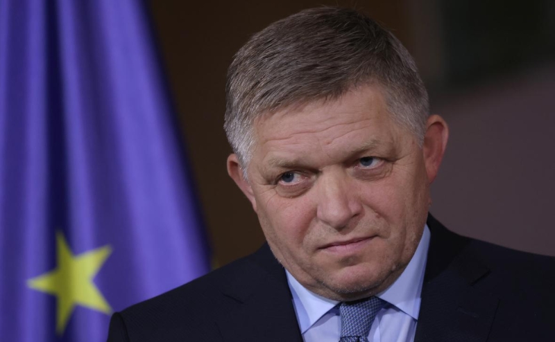 Премьер Словакии заявил о намерении Запада &laquo;поставить русских на