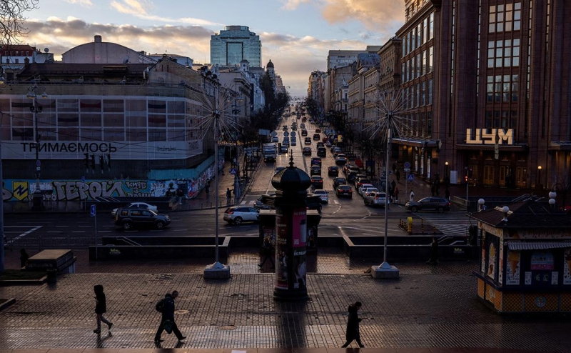 Премьер Украины заявил о потере почти трети экономики страны за два