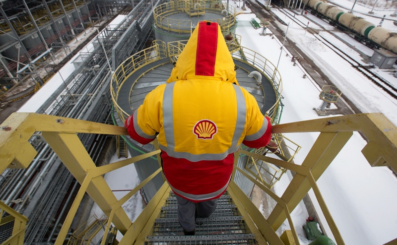 Премьер Венгрии выступил против запрета на импорт нефти и газа из России