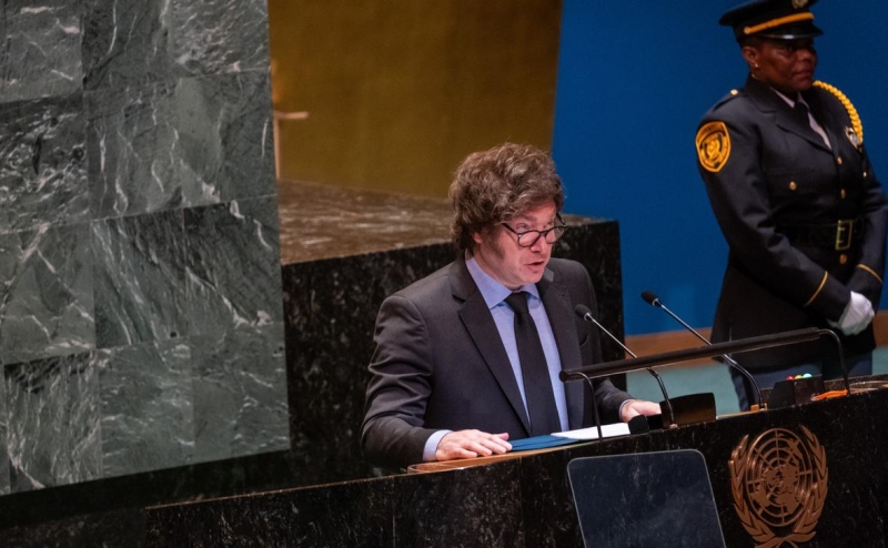 Президент Аргентины уволил главу МИД из-за голосования в пользу Кубы