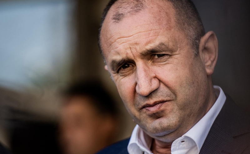 Президент Болгарии назвал безответственным отказ в аренде ЛУКОЙЛу