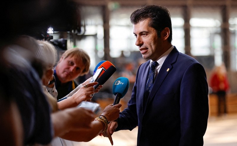 Президент Болгарии распустил парламент и объявил досрочные выборы