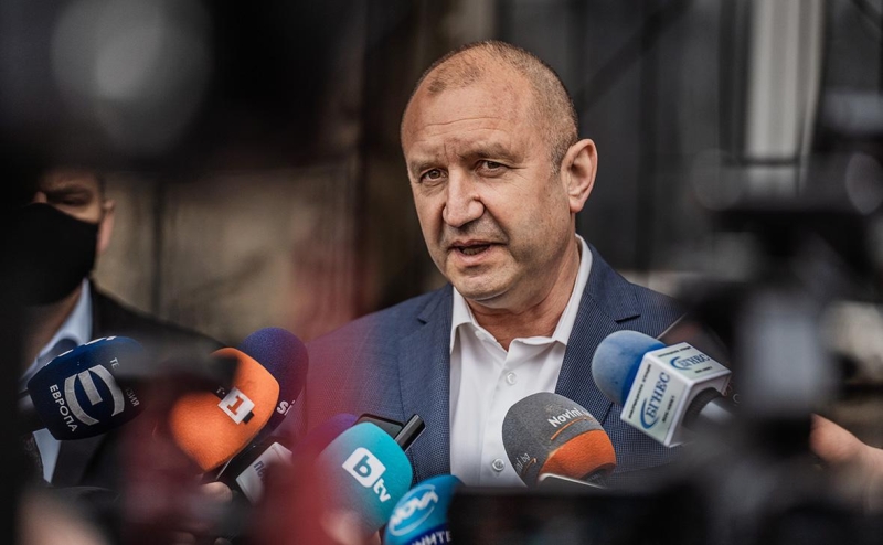 Президент Болгарии заблокировал передачу Украине бронетехники