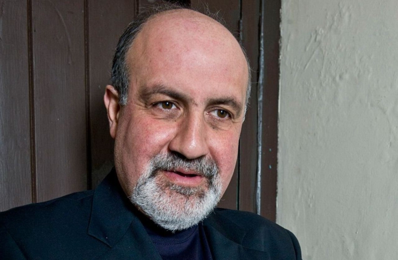 Президент Эквадора пообещал отдать США «металлолом» из России